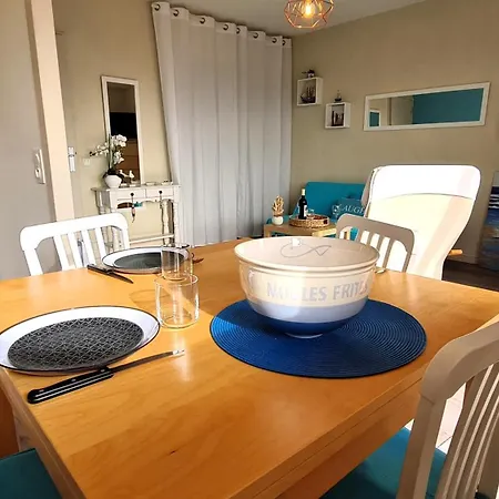 Apartment Sur - Emplacement De Choix - - De Nauzan