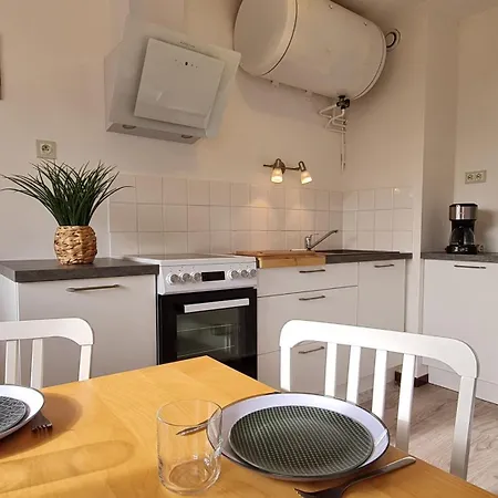 Apartment Sur - Emplacement De Choix - - De Nauzan *