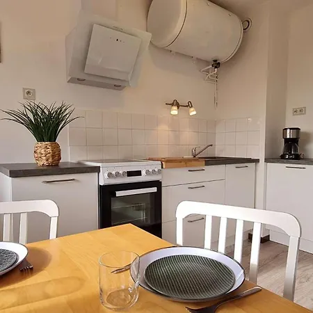 Sur - Emplacement De Choix - - De Nauzan * Vaux-sur-Mer